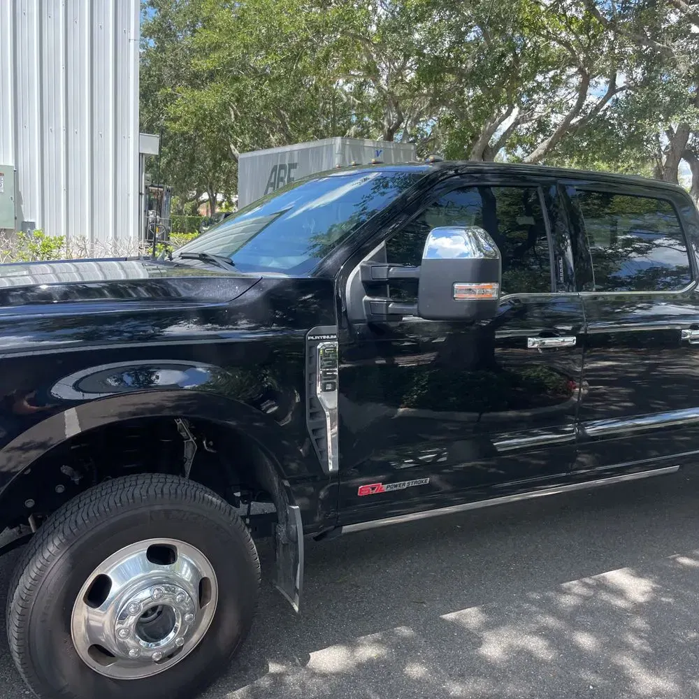 2023 Ford F-350 Super Duty Platinum