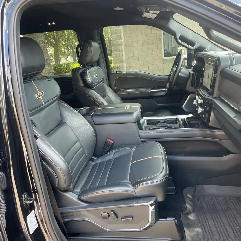 2023 Ford F-350 Super Duty Platinum