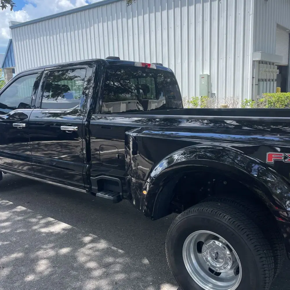 2023 Ford F-350 Super Duty Platinum