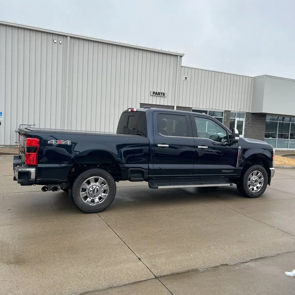 2023 Ford F-350 Super Duty Lariat