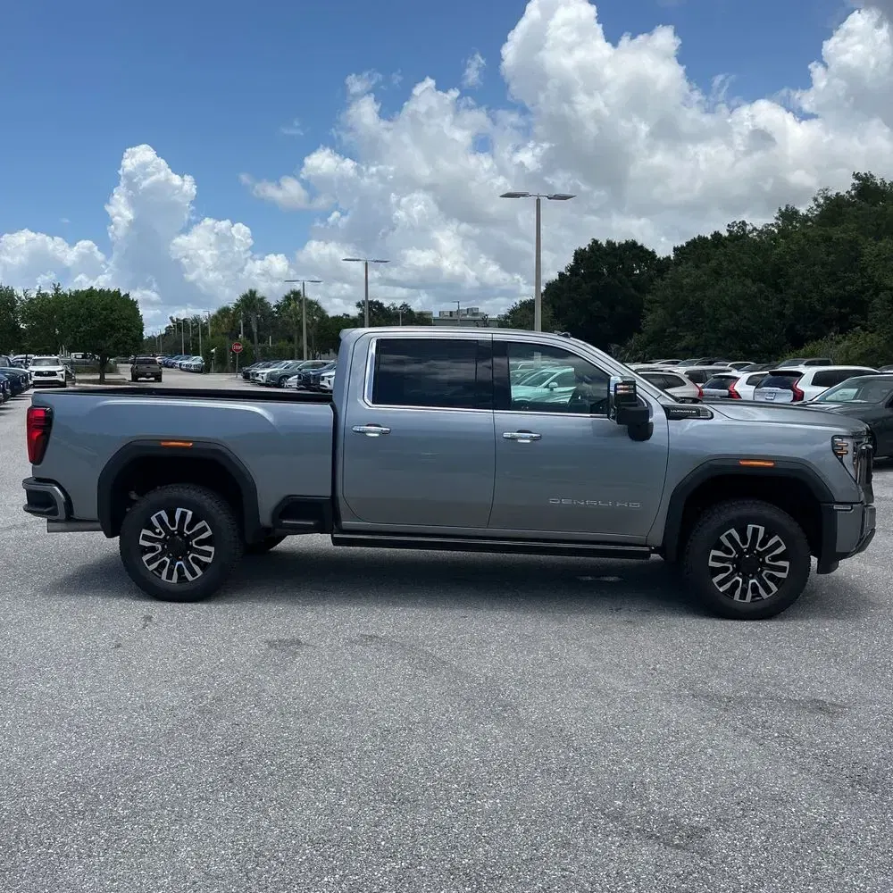 2024 GMC Sierra 3500HD Denali Ultimate