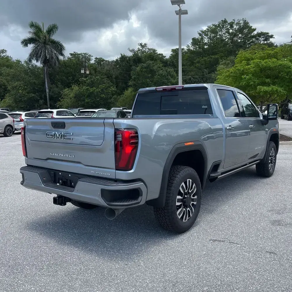 2024 GMC Sierra 3500HD Denali Ultimate