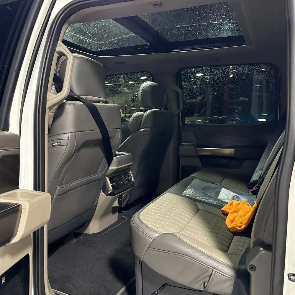 2025 Ford F-450 Super Duty Platinum