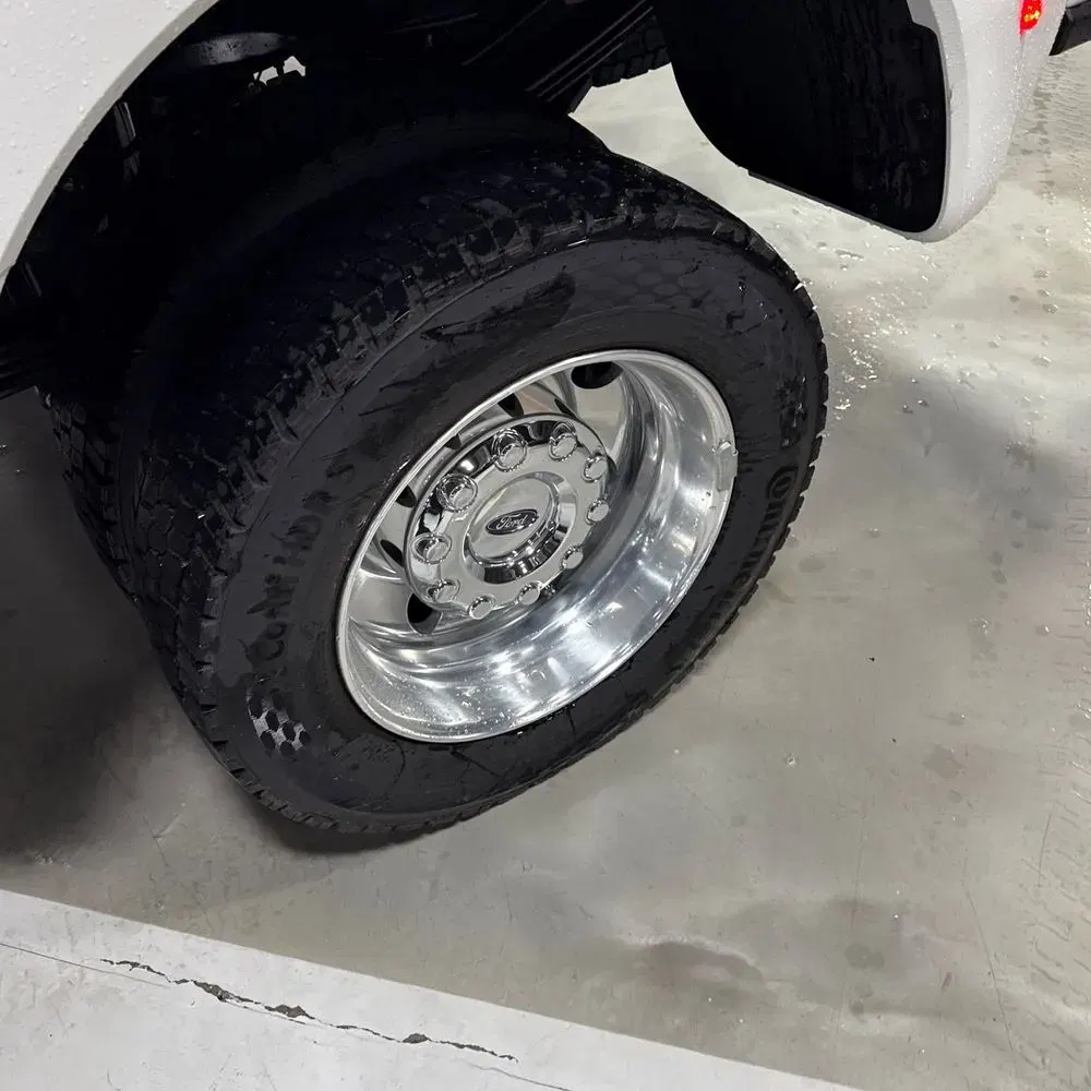 2025 Ford F-450 Super Duty Platinum