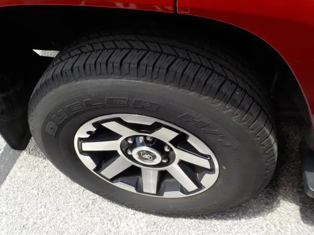 2024 Toyota 4Runner TRD Off Road