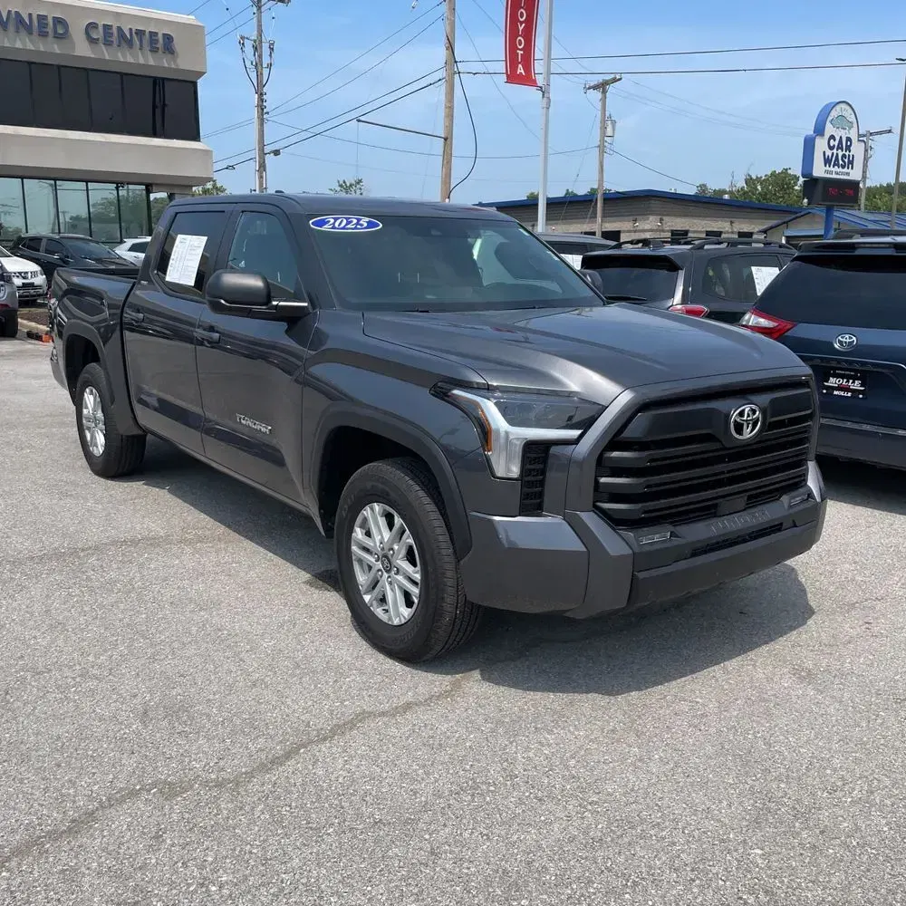 2025 Toyota Tundra SR5