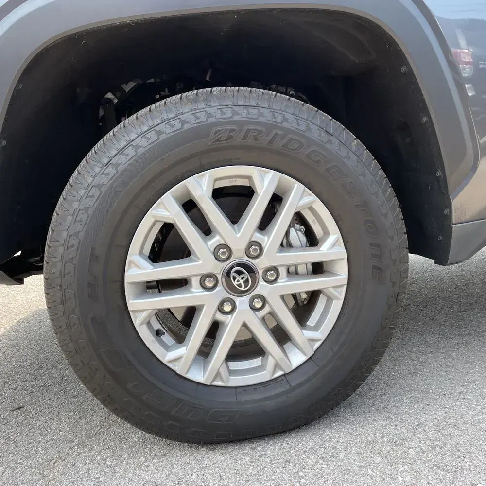 2025 Toyota Tundra SR5