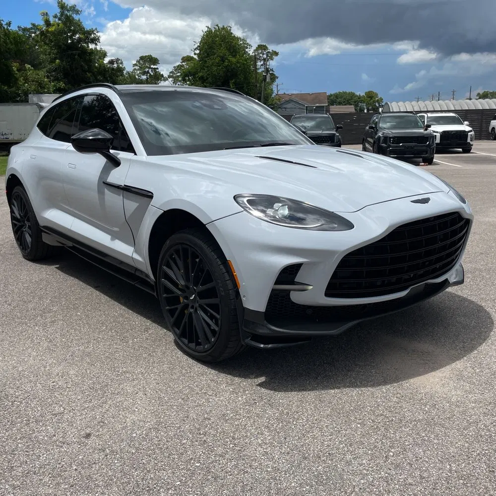 2023 Aston Martin DBX 707