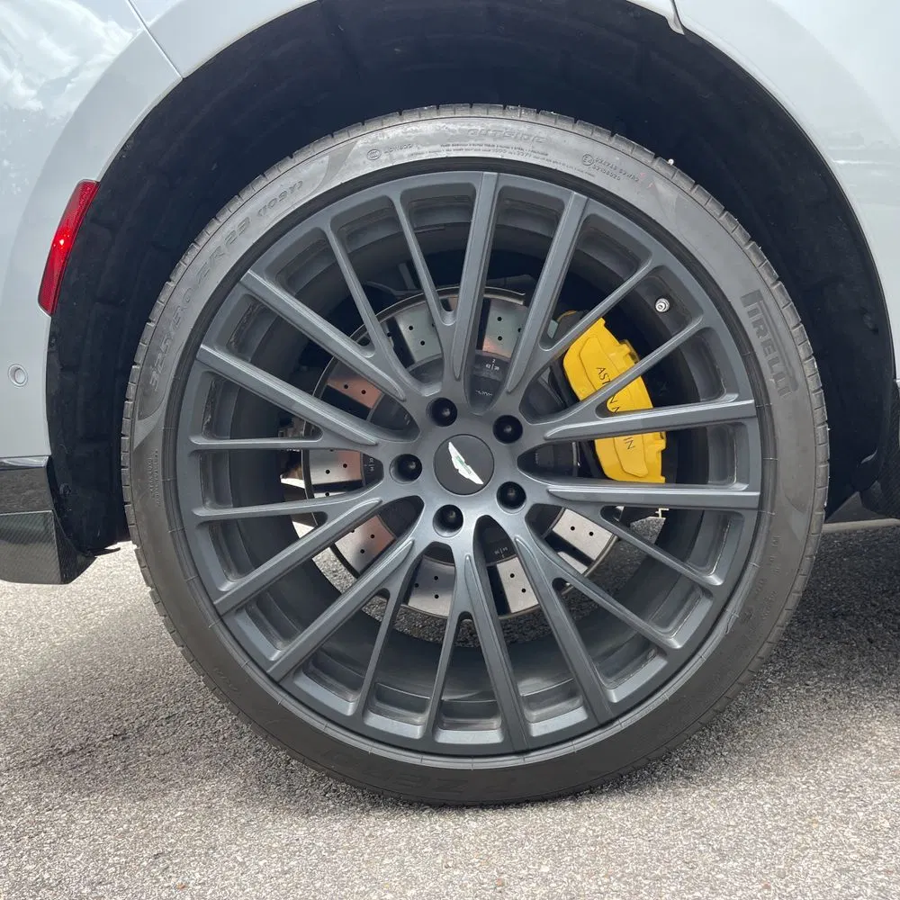 2023 Aston Martin DBX 707