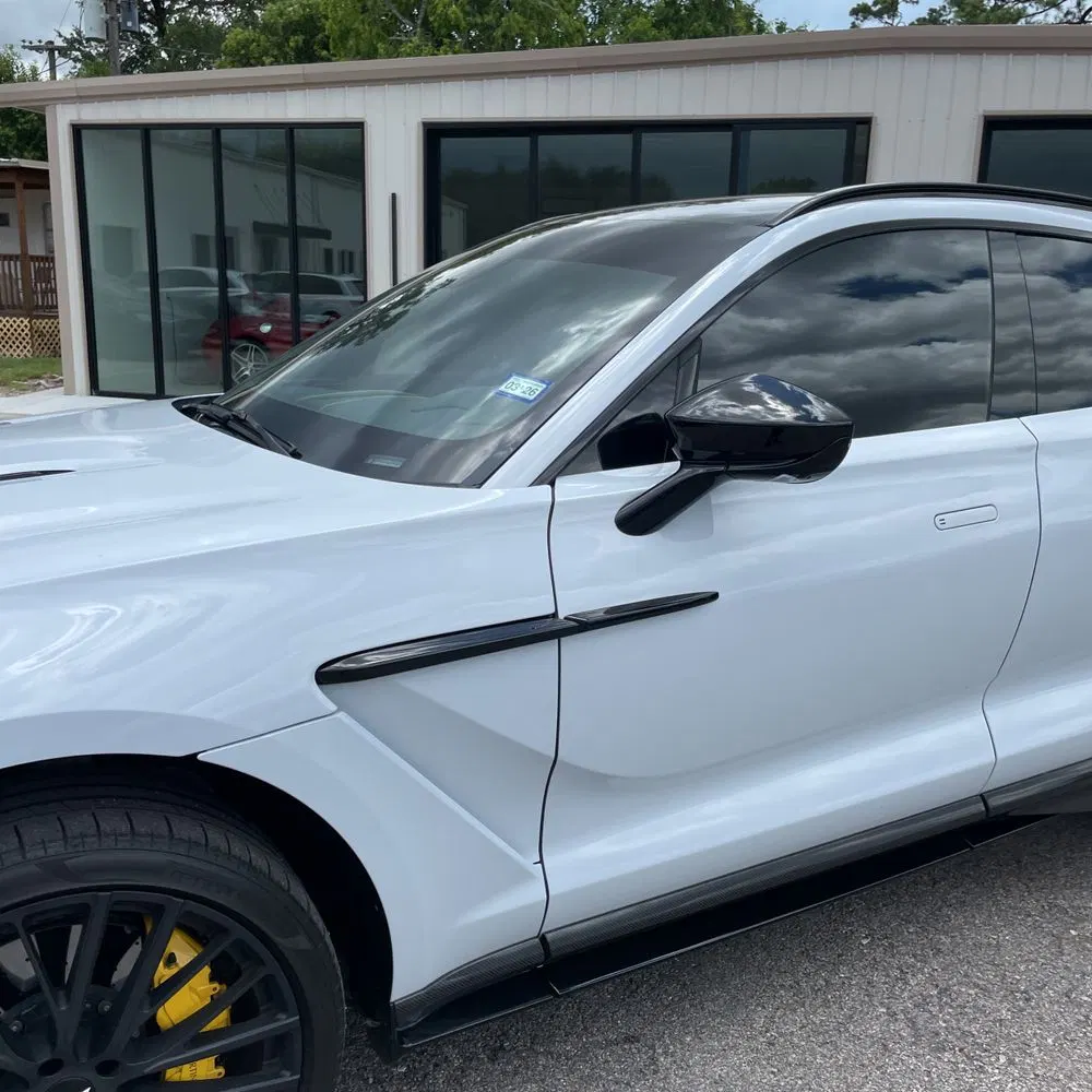2023 Aston Martin DBX 707