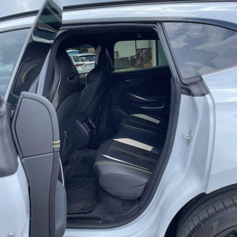 2023 Aston Martin DBX 707