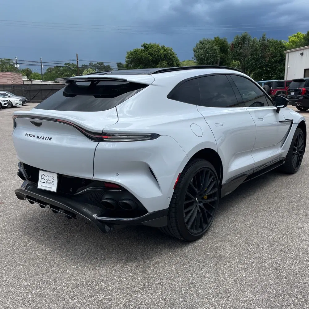 2023 Aston Martin DBX 707