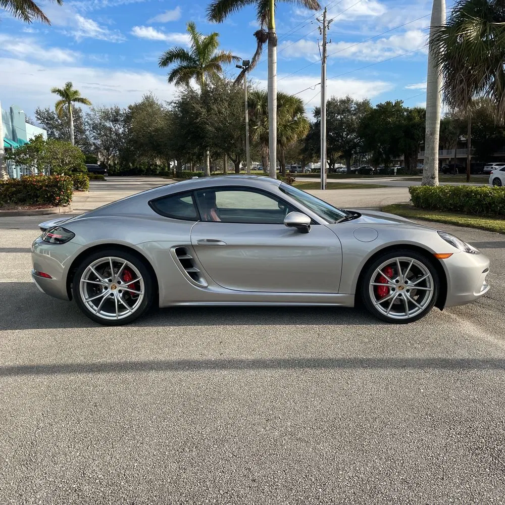 2024 Porsche 718 Cayman S