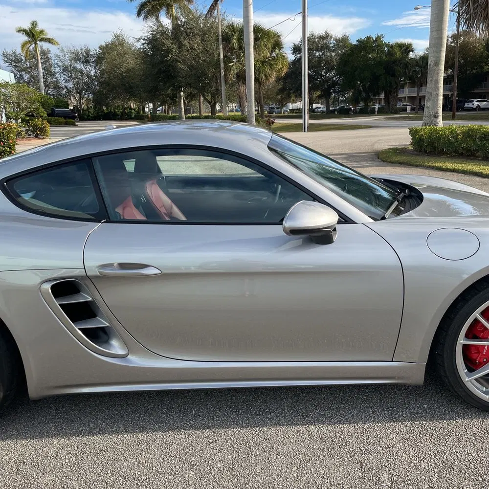 2024 Porsche 718 Cayman S