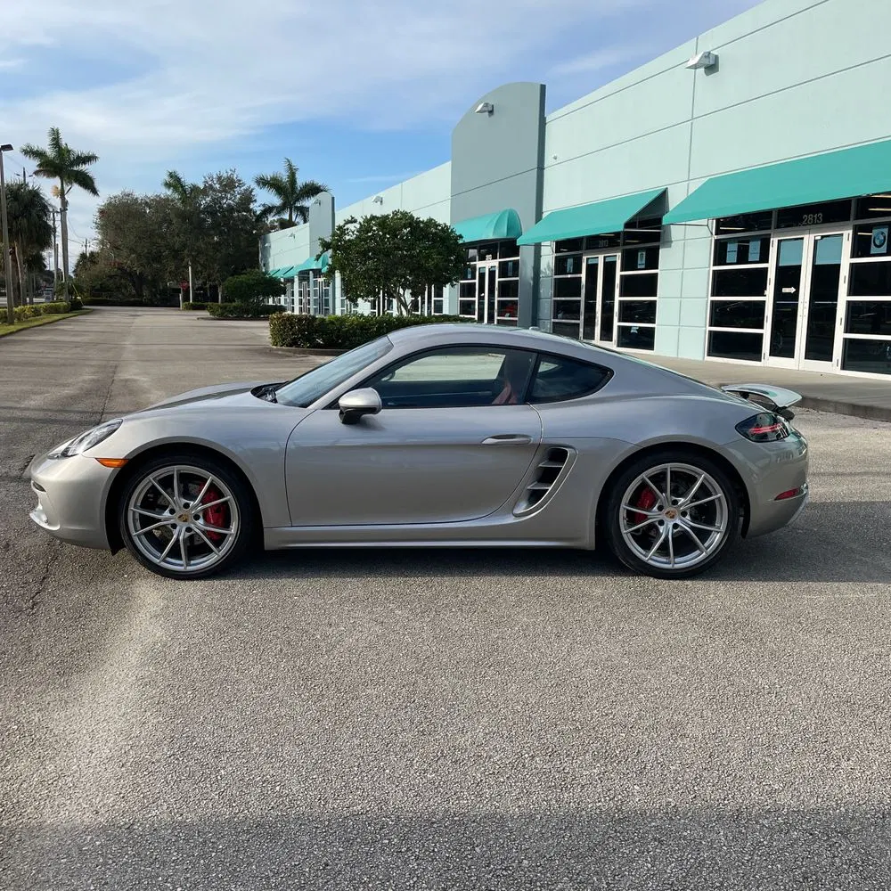 2024 Porsche 718 Cayman S