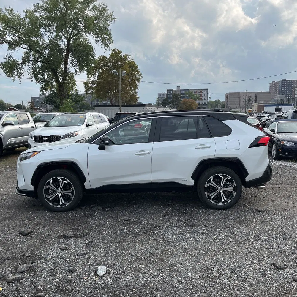 2025 Toyota RAV4 Plug-in Hybrid XSE