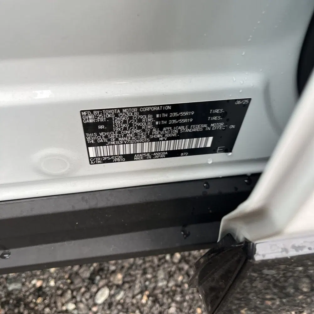 2025 Toyota RAV4 Plug-in Hybrid XSE