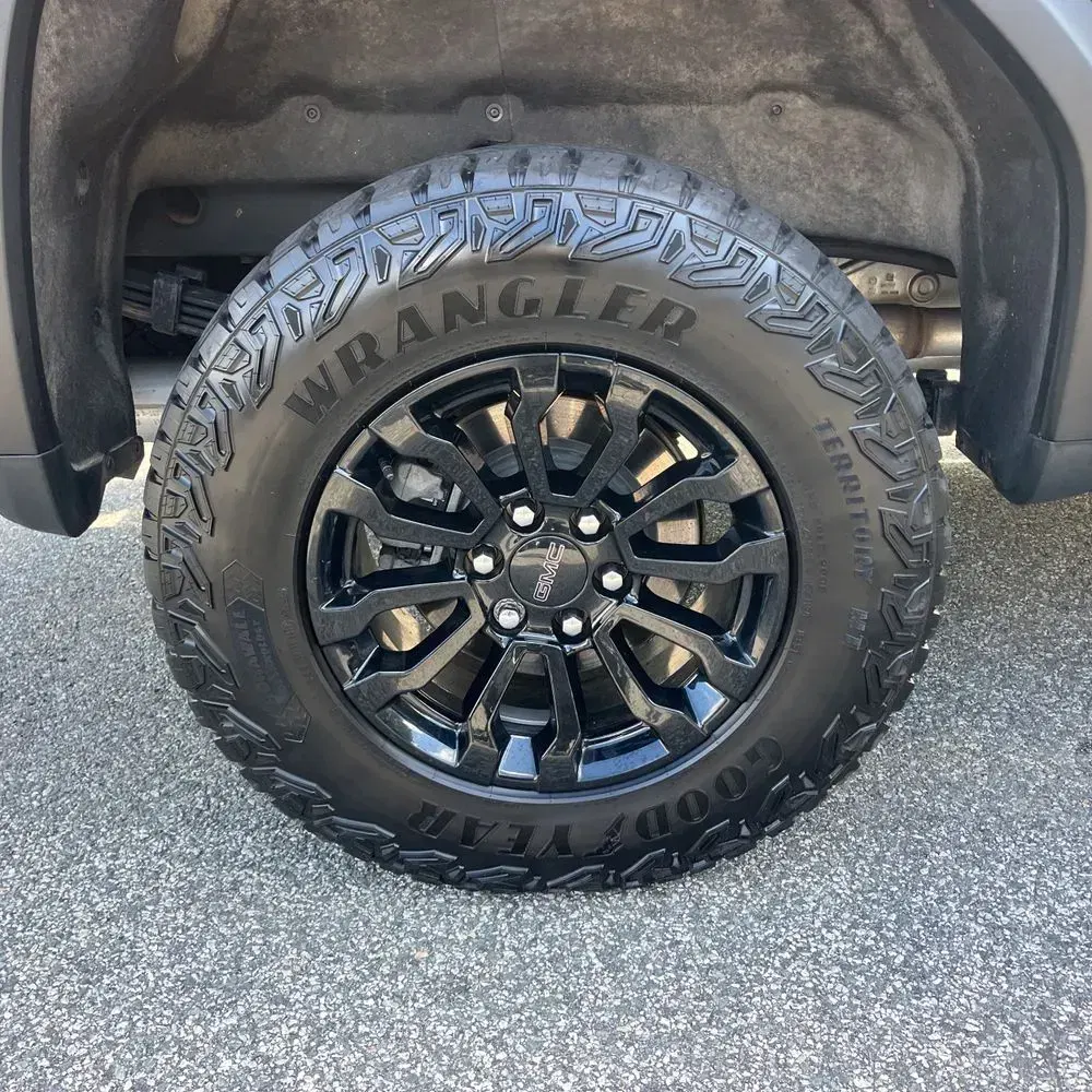 2023 GMC Sierra 1500 AT4X