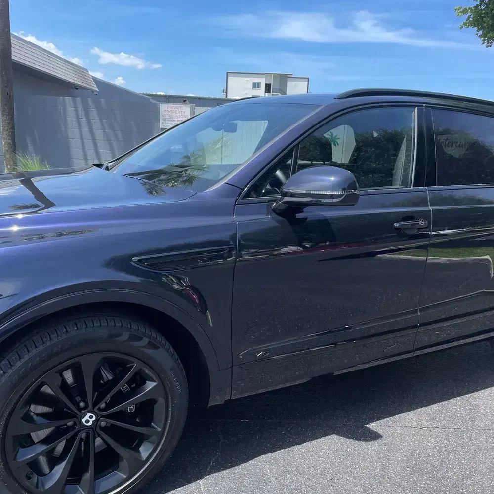 2022 Bentley Bentayga V8