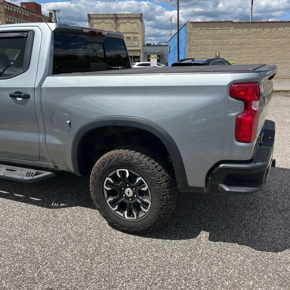2024 Chevrolet Silverado 1500 ZR2