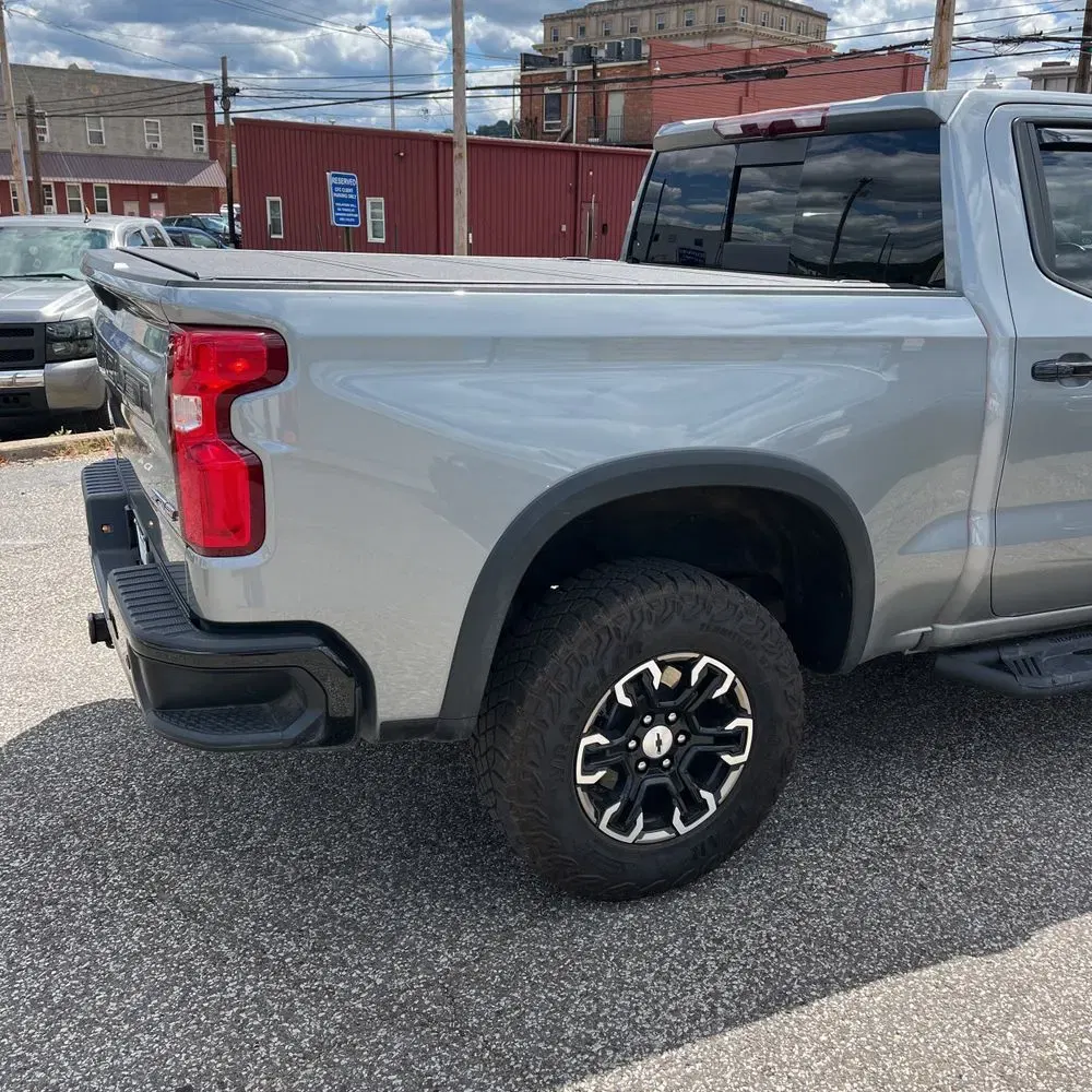 2024 Chevrolet Silverado 1500 ZR2