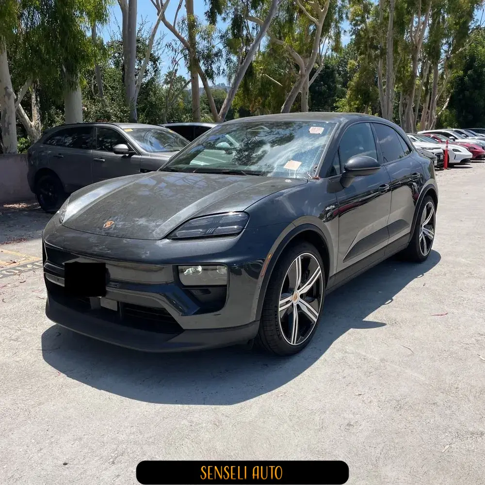 2025 Porsche Macan Electric