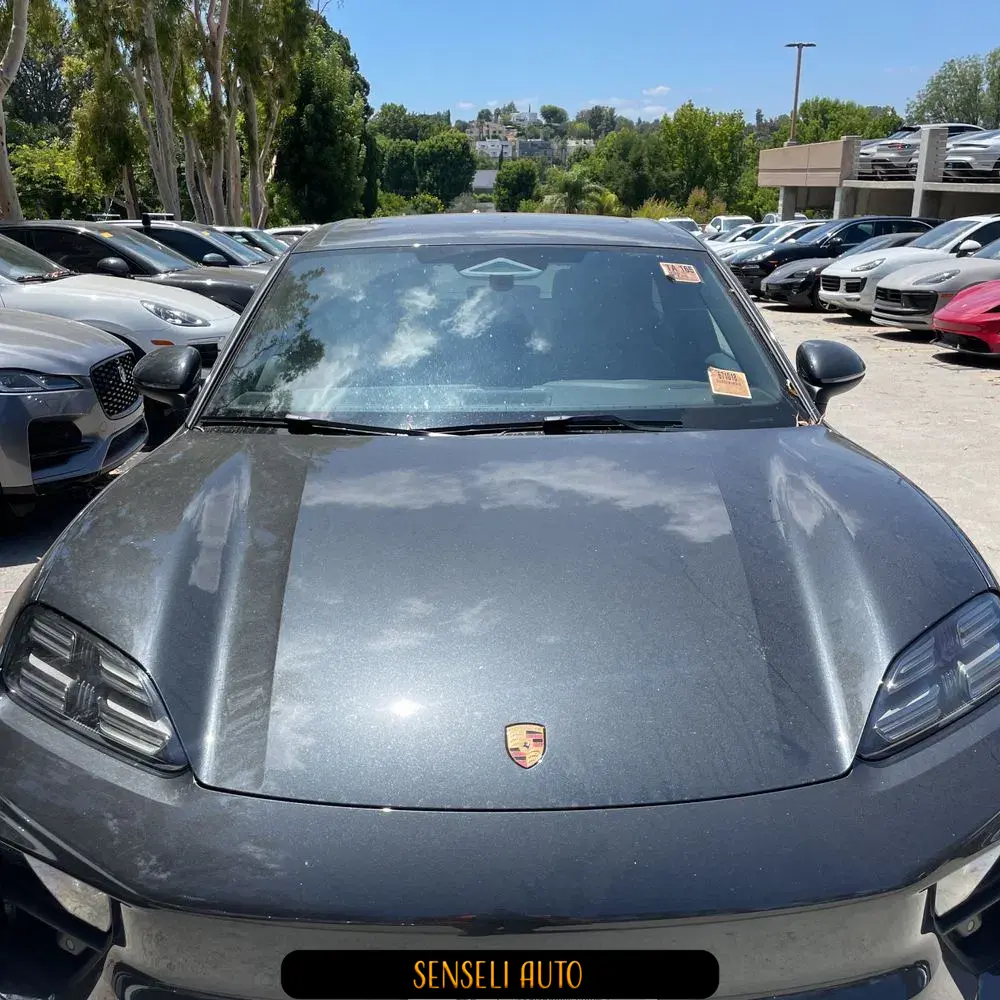 2025 Porsche Macan Electric