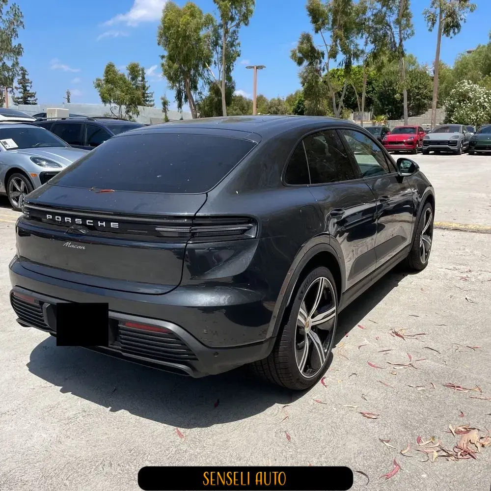 2025 Porsche Macan Electric