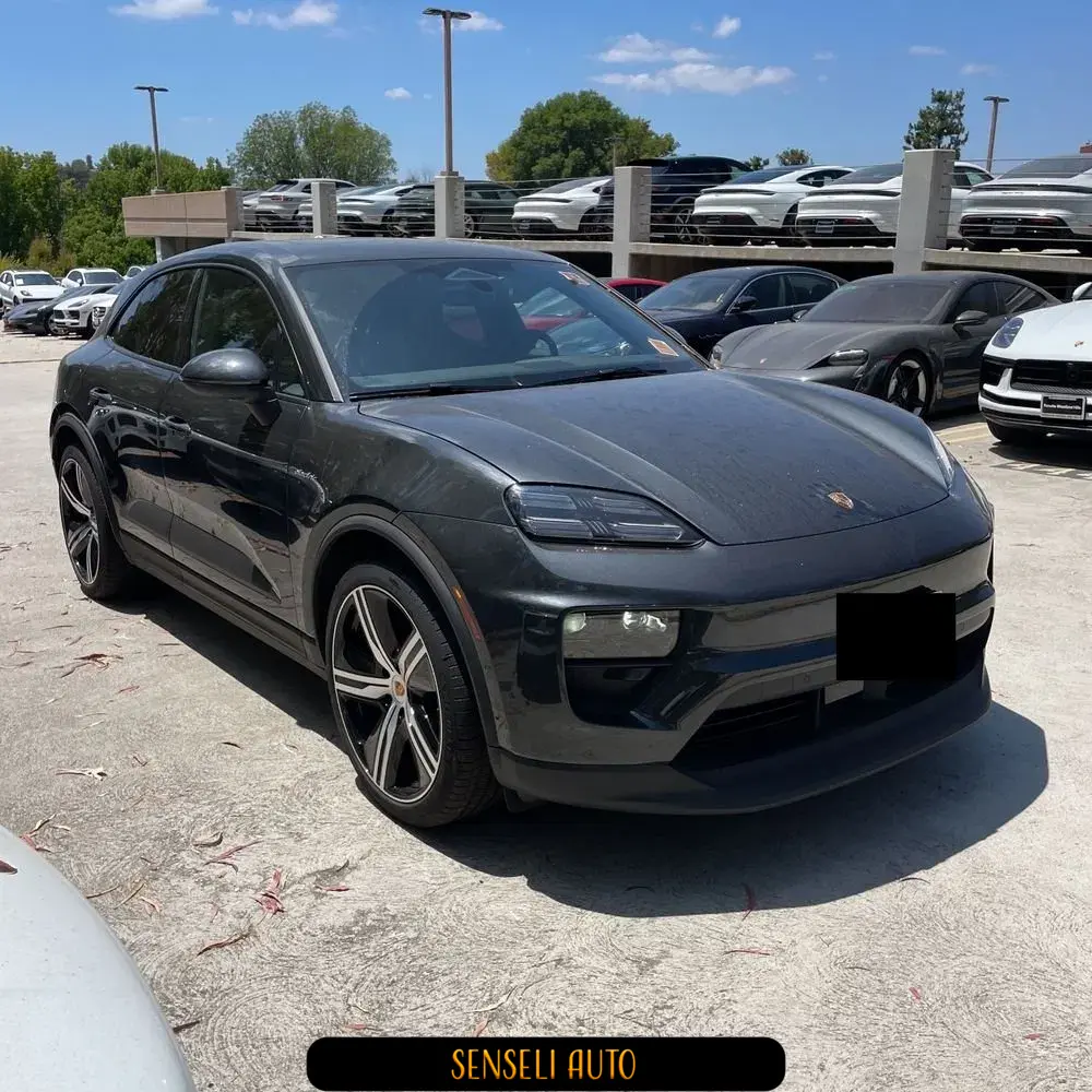 2025 Porsche Macan Electric