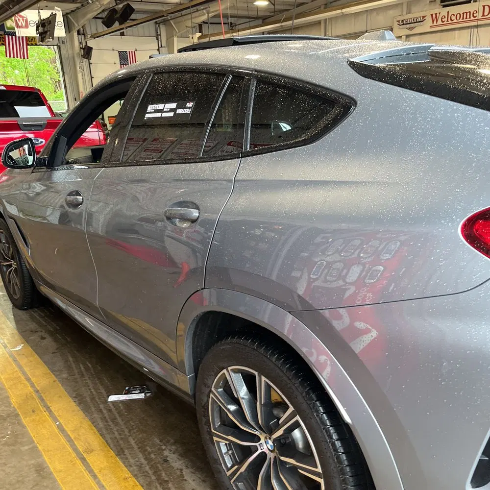 2025 BMW X6 XDrive40i