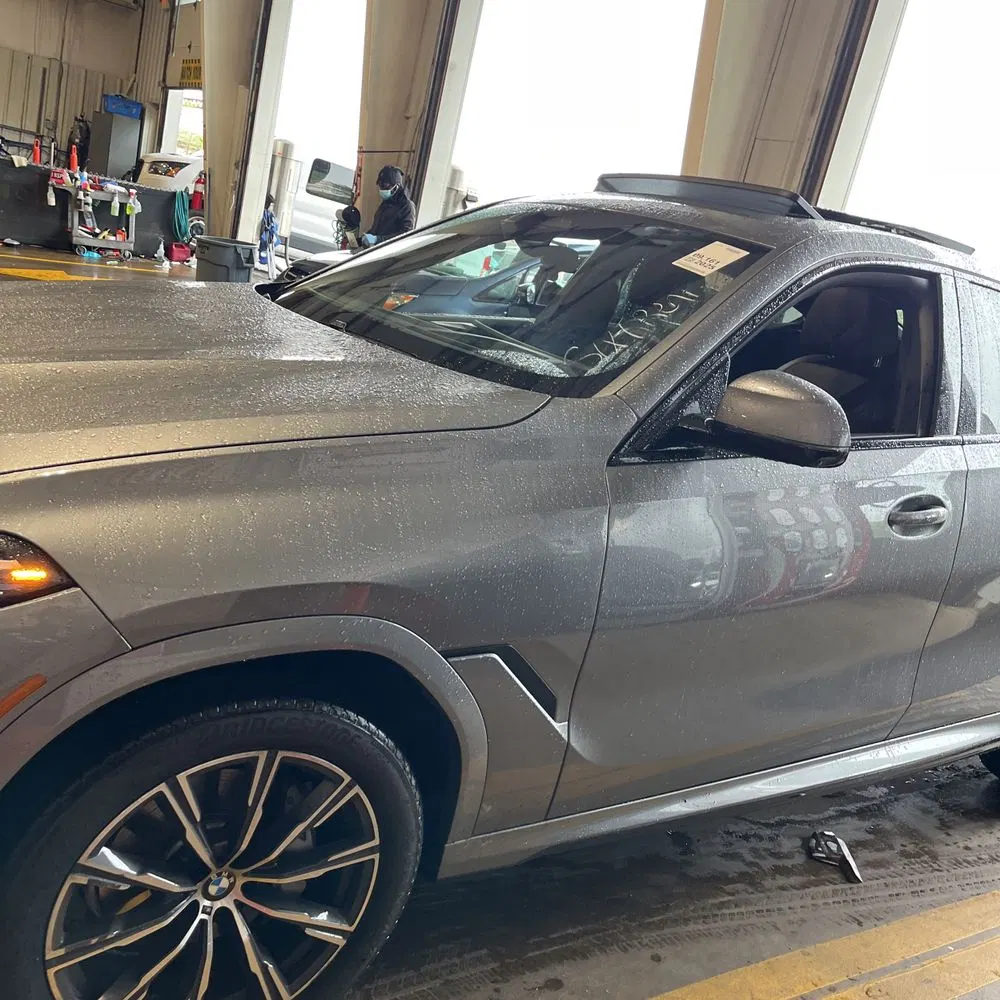2025 BMW X6 XDrive40i