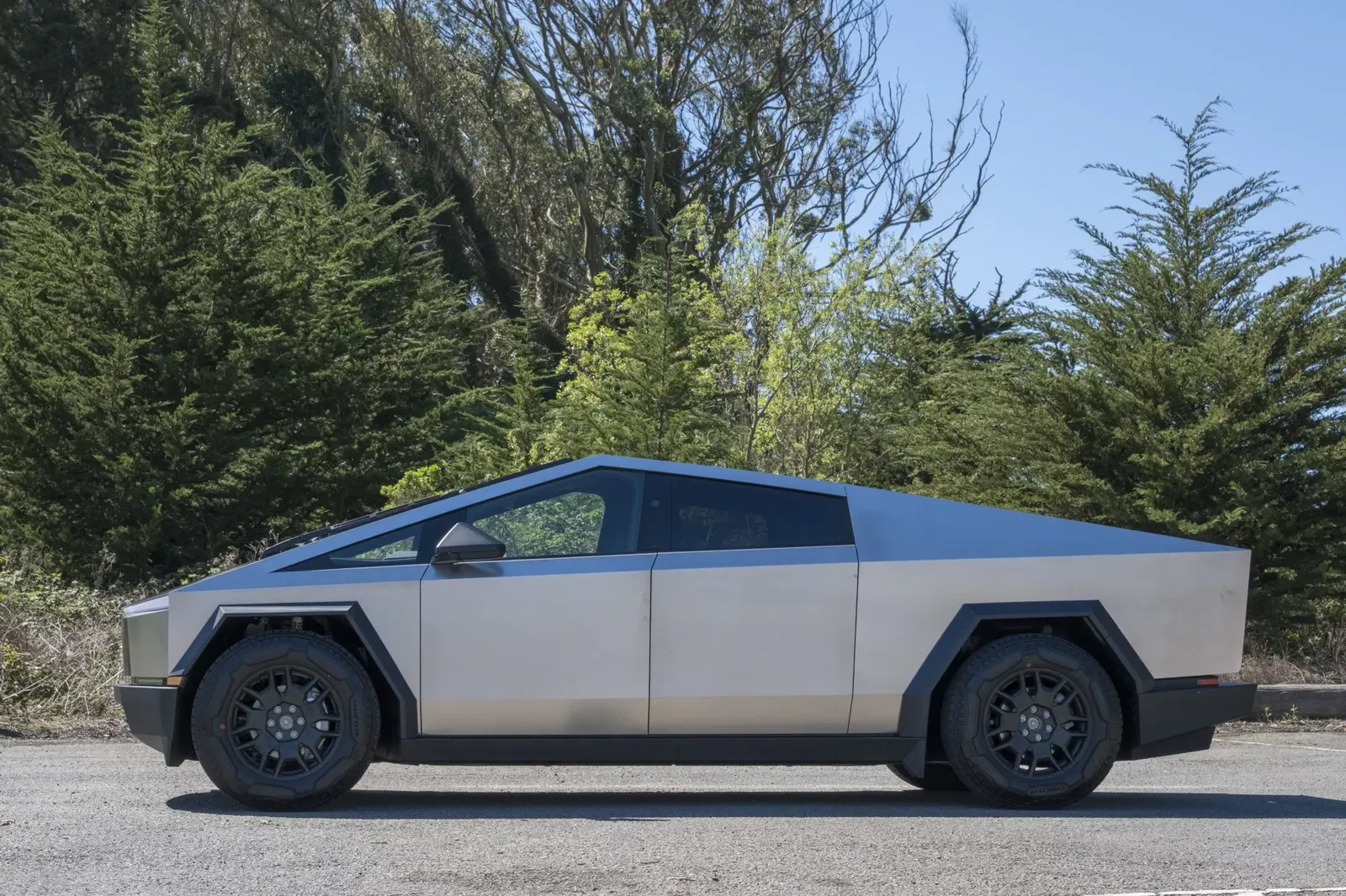 2024 Tesla Cybertruck AWD Foundation Series
