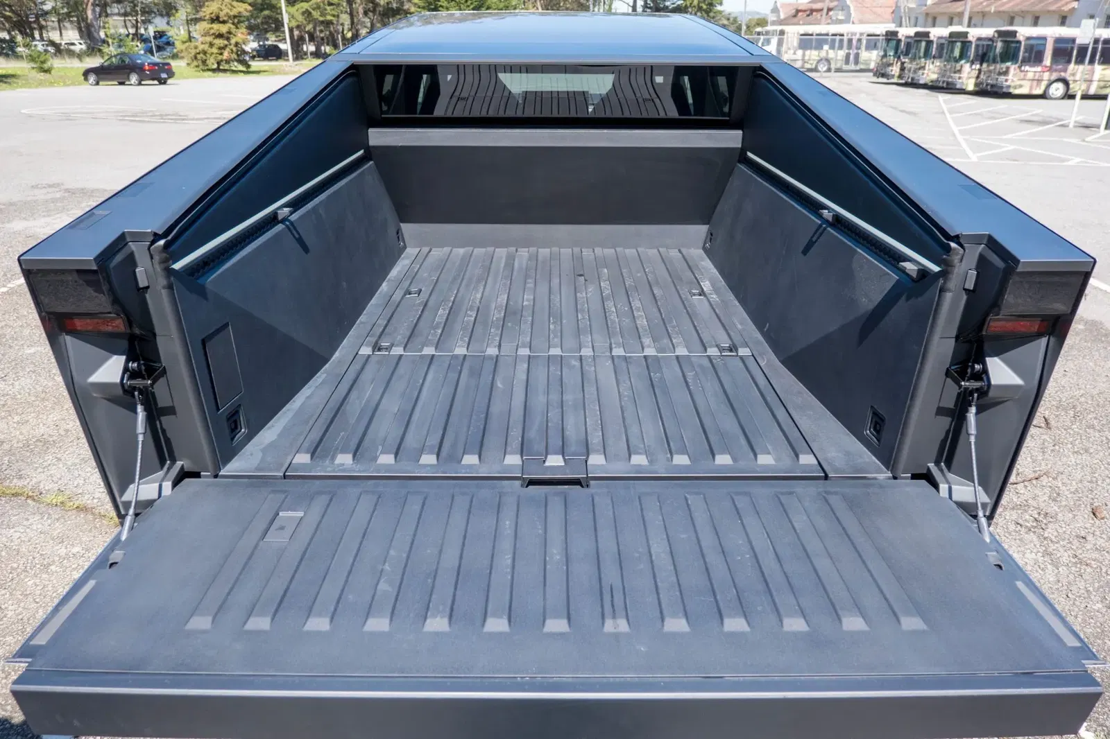 2024 Tesla Cybertruck AWD Foundation Series