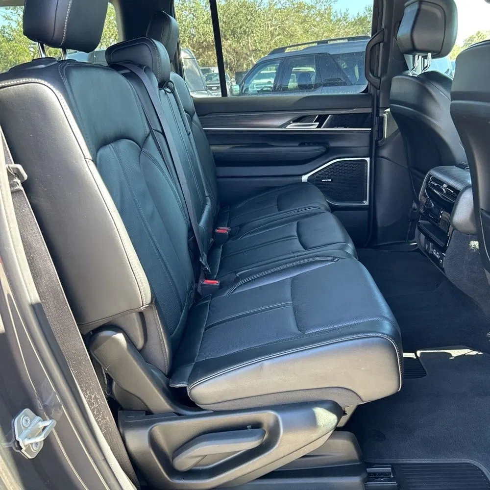 2024 Jeep Wagoneer L Series III