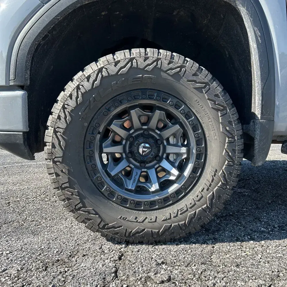 2024 GMC Sierra 1500 AT4