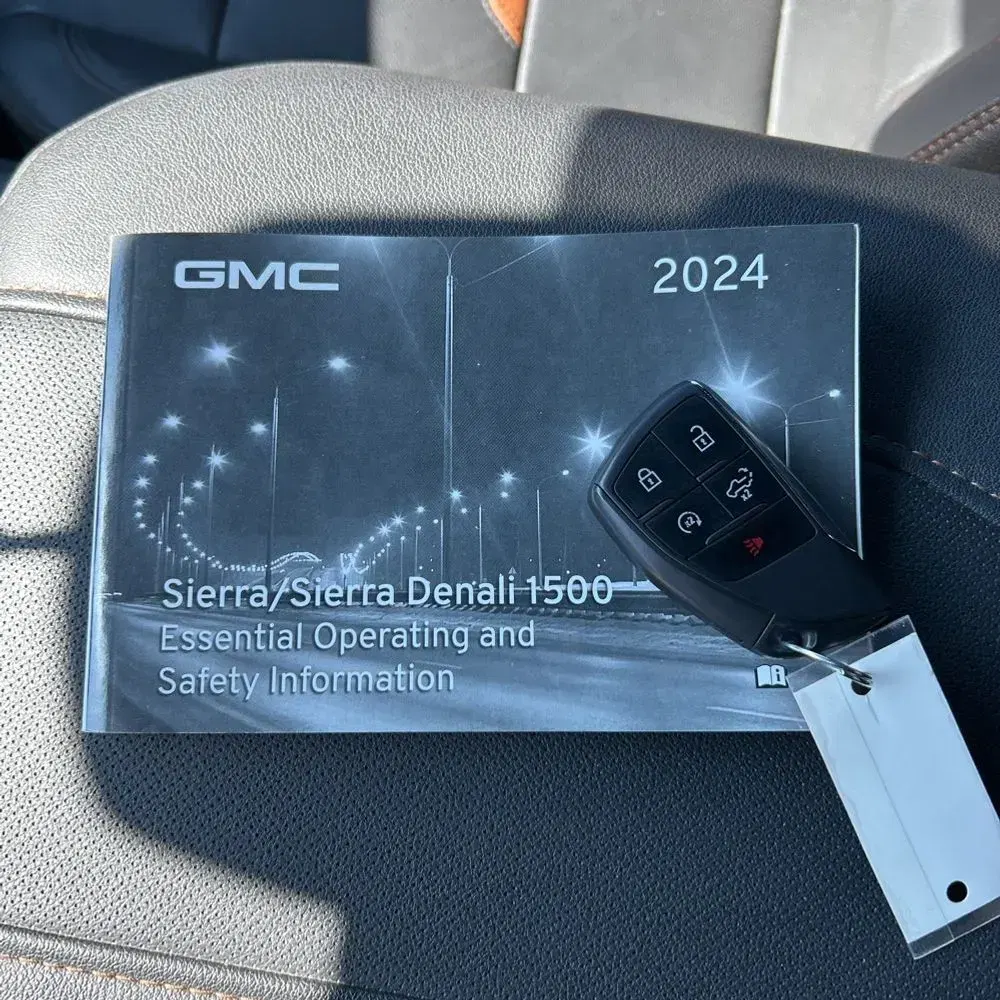 2024 GMC Sierra 1500 AT4