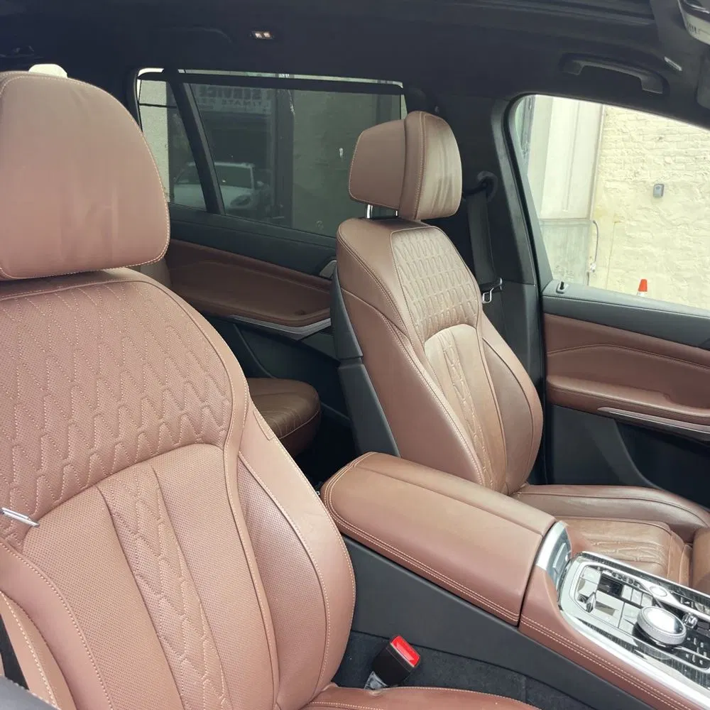 2023 BMW X7 M60i