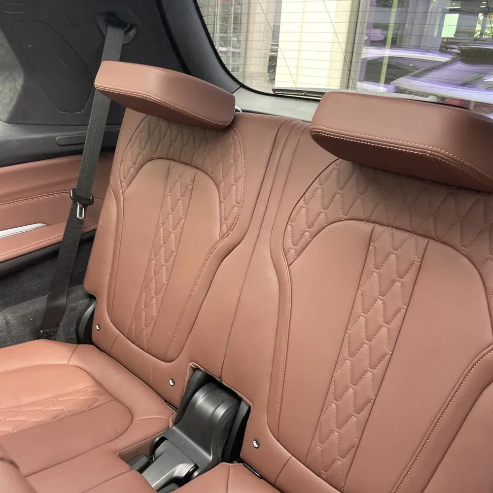 2023 BMW X7 M60i