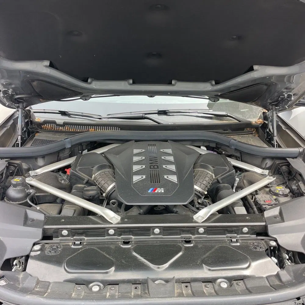 2023 BMW X7 M60i