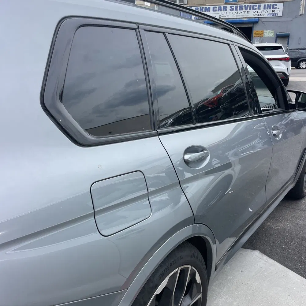 2023 BMW X7 M60i