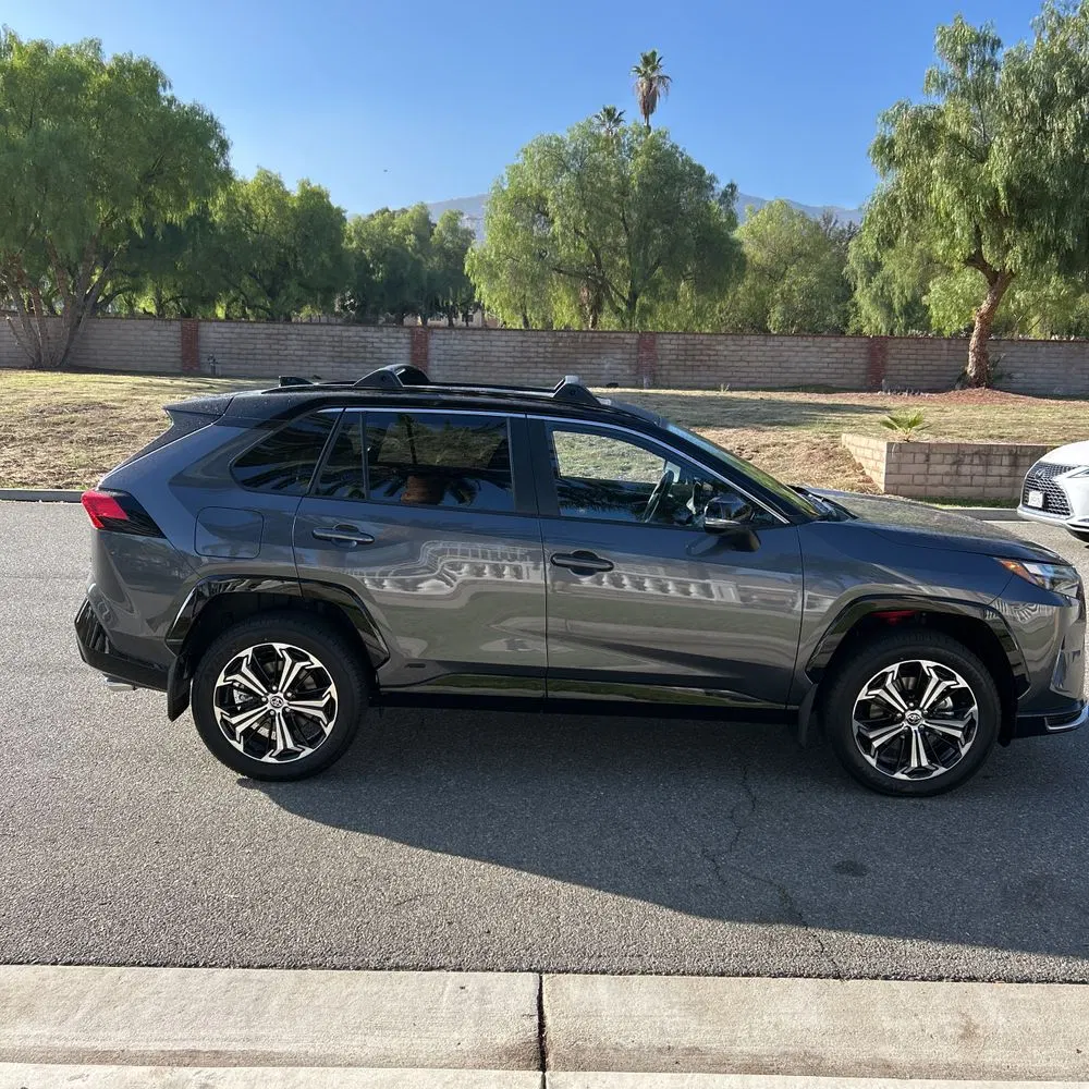 2025 Toyota RAV4 Plug-in Hybrid XSE