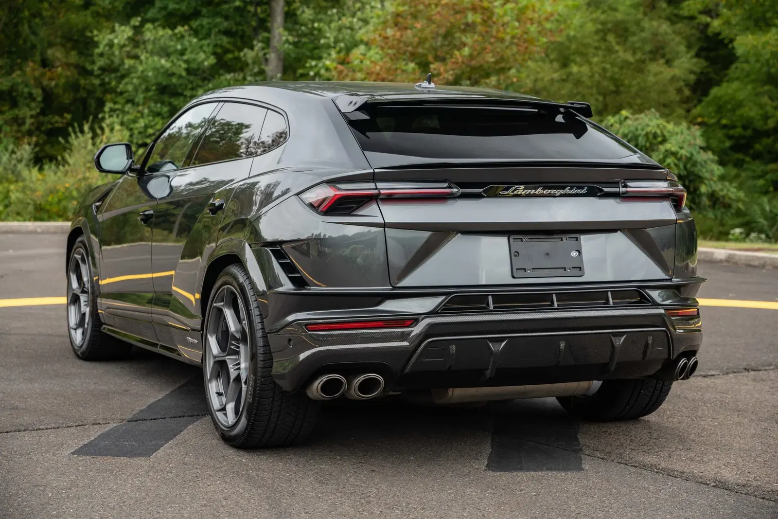 2023 Lamborghini Urus Performante