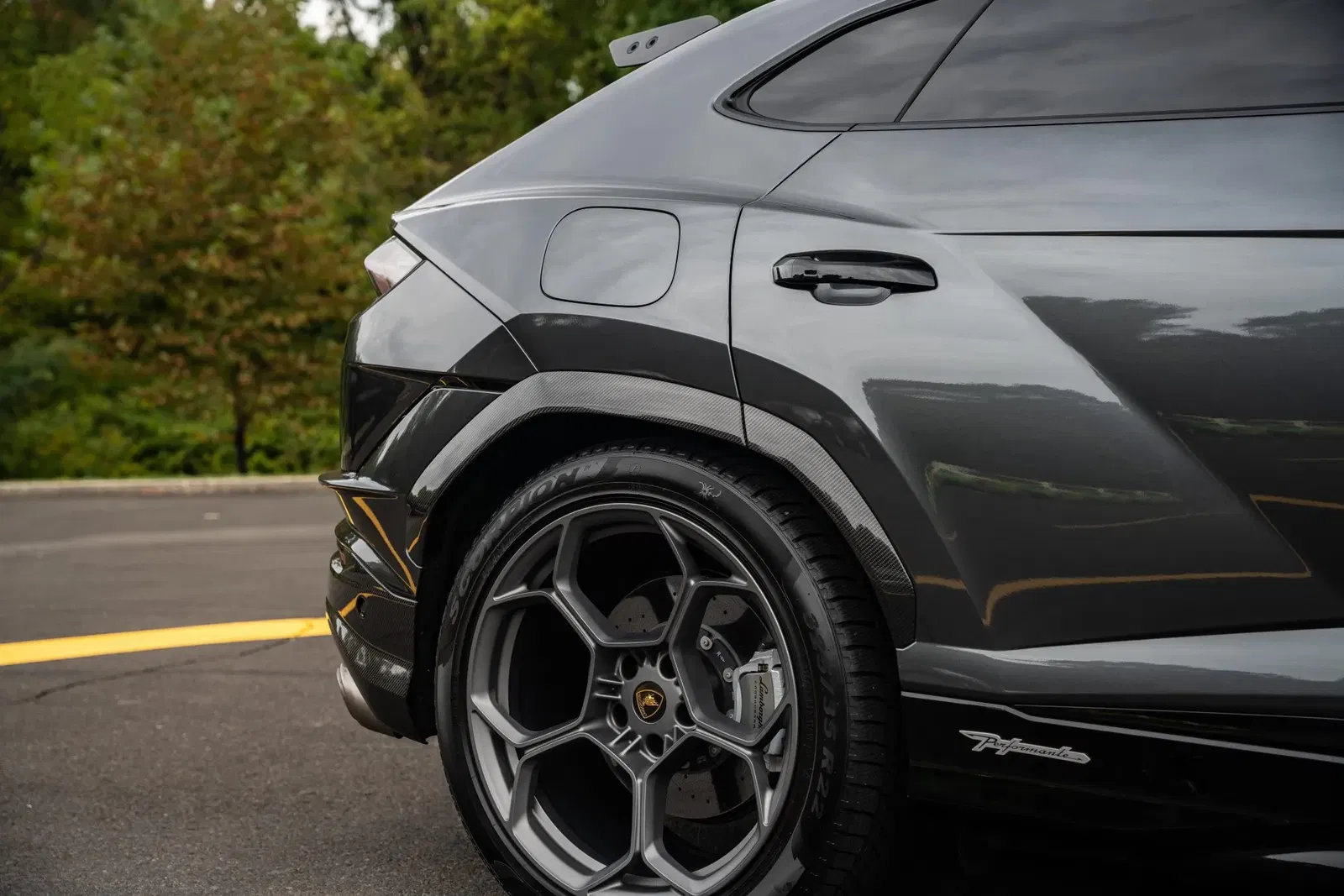 2023 Lamborghini Urus Performante
