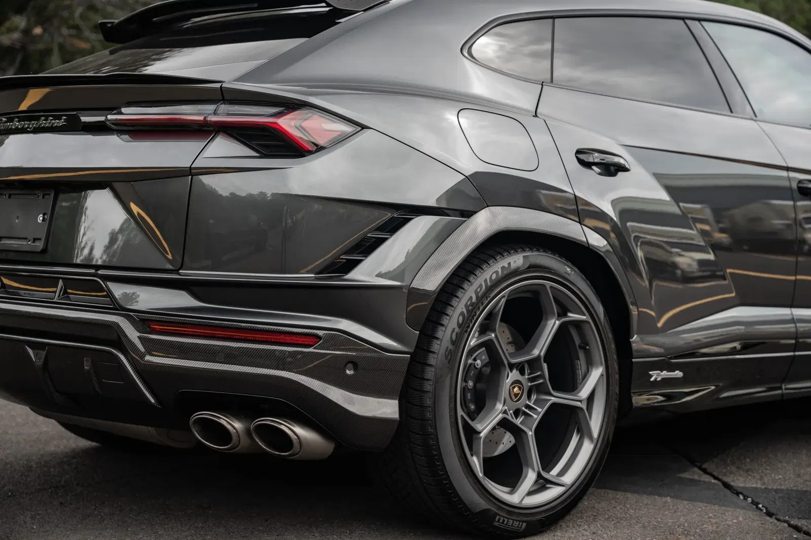 2023 Lamborghini Urus Performante