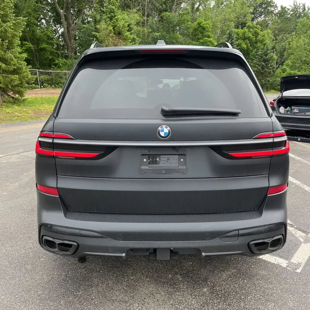 2025 BMW X7 M60i
