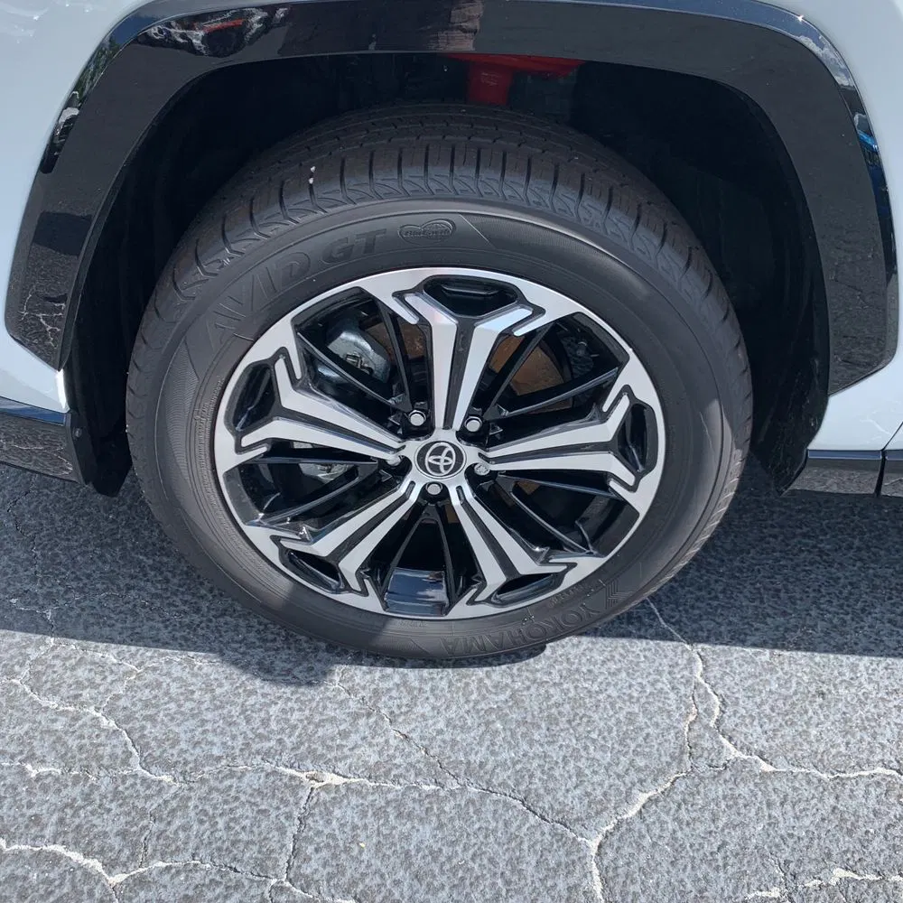 2025 Toyota RAV4 Plug-in Hybrid XSE