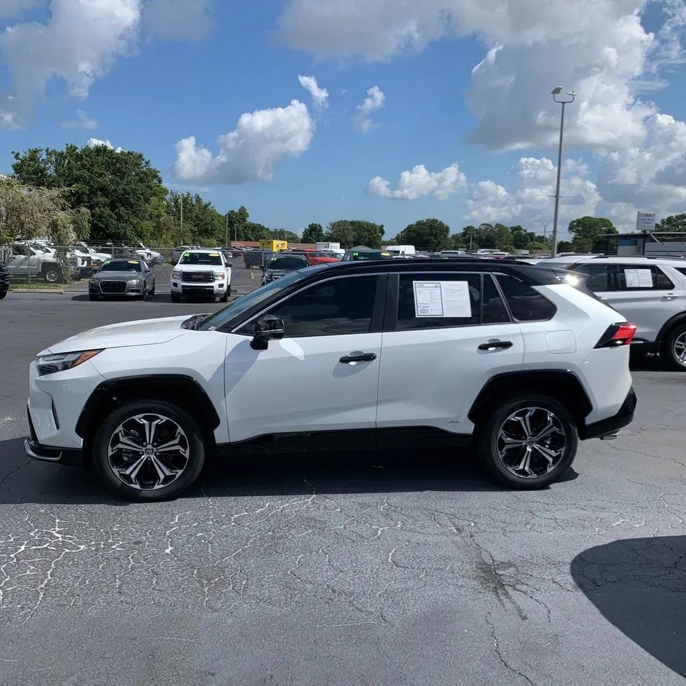 2025 Toyota RAV4 Plug-in Hybrid XSE