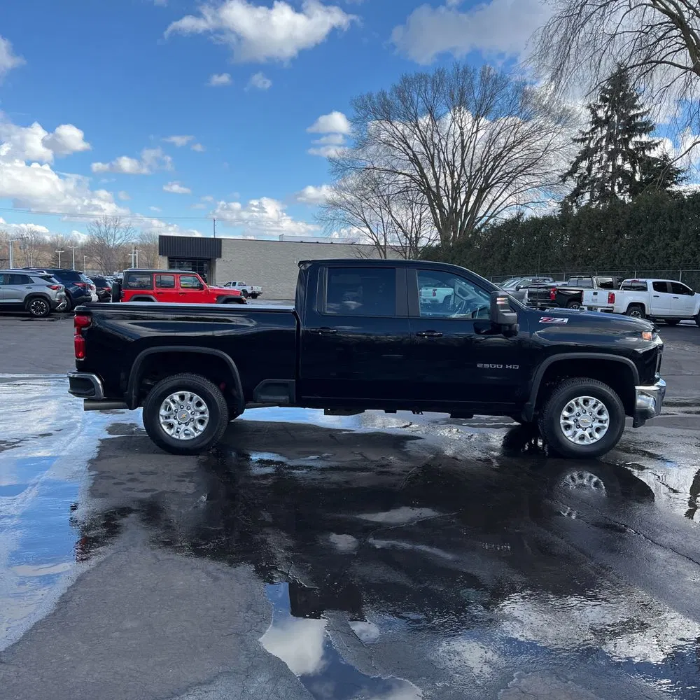 2023 Chevrolet Silverado 2500HD LT
