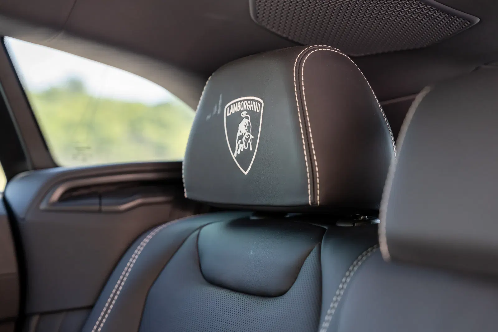 2022 Lamborghini Urus