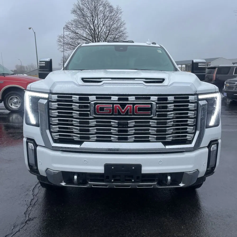 2024 GMC Sierra 3500HD Denali